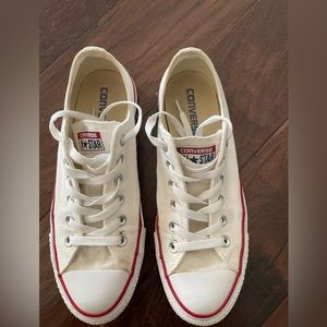 Converse size 8